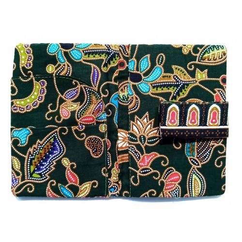 Passport Holder (Green)